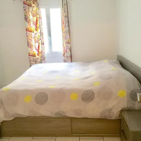 With 3 Bedrooms In With Wonderful City View Balcony And Wifi アパート ニース